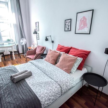 Lion Apartments - Laba Krakow Bagian luar foto