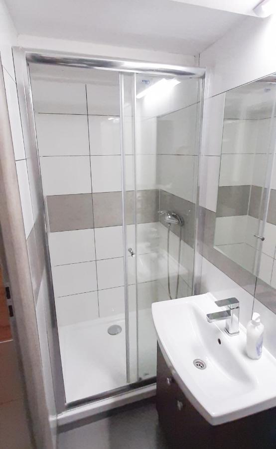 Lion Apartments - Laba Krakow Bagian luar foto