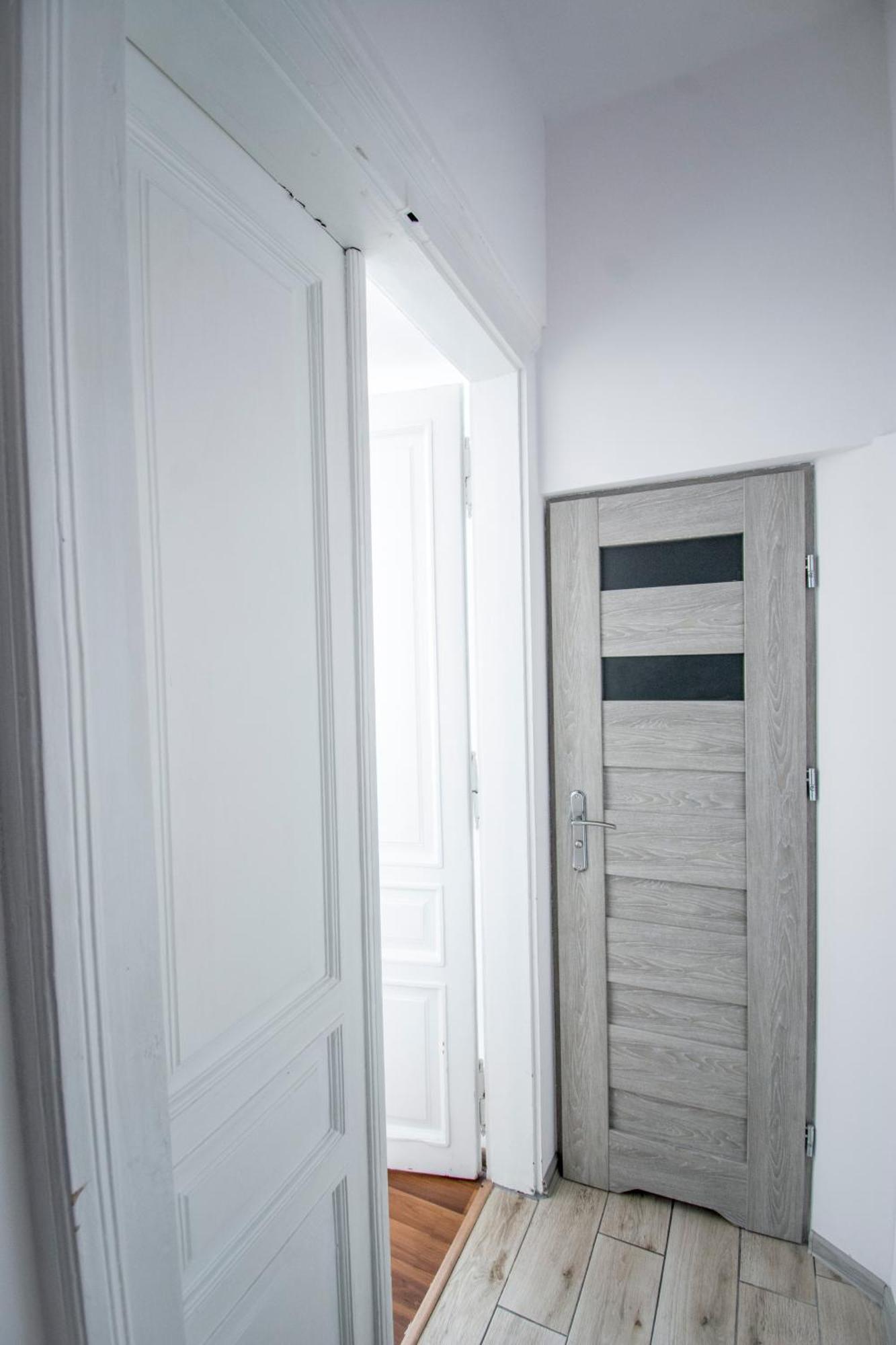 Lion Apartments - Laba Krakow Bagian luar foto
